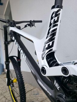Downhill kolo Canyon Sender CF 9.0 Team Carbon 2018 27.5" - 15