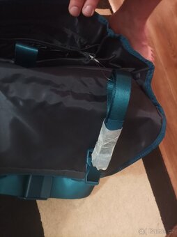 Batohy a příruční tašky - 15