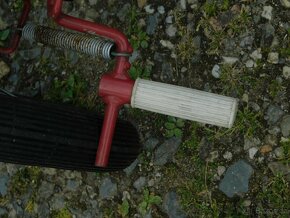 Historické jízdní kolo - dětská tříkolka s ručním šlapáním - 15