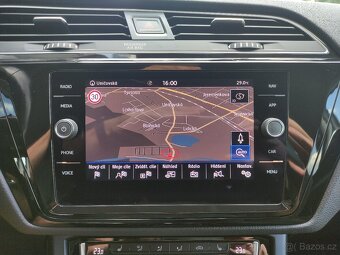 VW Touran DSG HIGHLINE LED ACC NAVI VYHŘ.SEDAČKY TAŽNÉ - 15