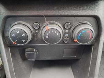 Dacia Sandero Stepway 1.0/67kW/1.maj./ČR/TZ - 15
