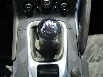 PEUGEOT 3008 1,6 16V 115kw Panorama Xenon CZ 2010 - 15