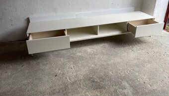 TV stolek Kave Home - 15