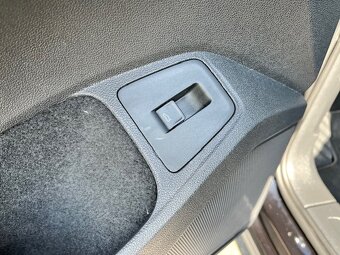Volswagen Tiguan 2,0 tsi 4x4 - 15