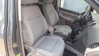 VOLKSWAGEN CADDY MAXI 2,0TDi 7míst po servisu - 15