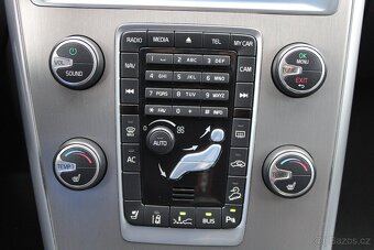 Volvo XC60 2,4 D4 ČR,AUTOMAT,4X4,SUMMUM,2012 - 15