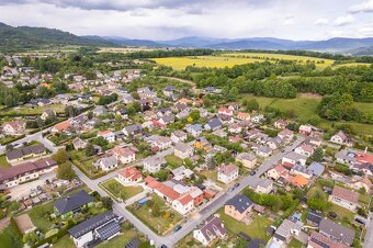 Rodinný dům 7+2 se zahradou a garáží, Bludov, okr. Šumperk - 15