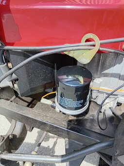 Prodám zahradní traktor Castelgarden dvouválec 16Hp - 15