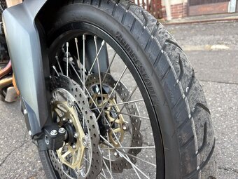 Honda CRF Afrika Twin 1000 - 15