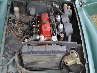 MGB GT 1800 - 15