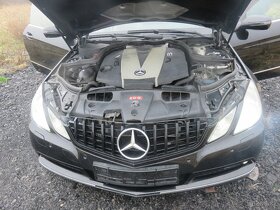 Mercedes-Benz - 15