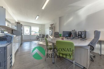 Prodej multifunkční dům 361 m2, pozemek 1276 m2 - Kostelec n - 15