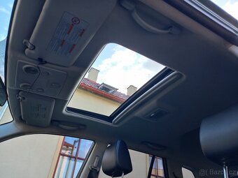 Suzuki Grand Vitara 2.0i AT 4x4 - 15