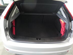 Ford Focus 1.6 16V 74kW klima,tempomat,1.majitel, po servise - 15