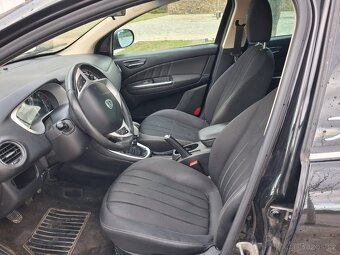 Lancia Delta 1.6 JTD 88 kW | STK do 10/2027 - 15