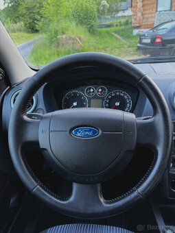 Ford fusion 1.4i 59kw po 1. Provozovateli - 15