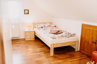 Rodinný / apartmánový dům přímo pod Pustevnami Beskydy - 15