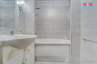 Prodej bytu 4+1, 102 m², Karlovy Vary, ul. Krušnohorská - 15