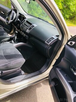 Prodám Mitsubishi OUTLANDER 2.2D - 15