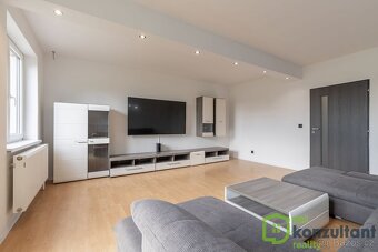 Prodej rodinného domu se dvěma samostatnými byty 214 m² Brno - 15