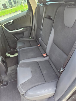 Volvo XC60 AWD, Manuální převodovka - 15