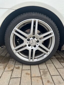 Mercedes Benz E coupe 350cdi, AMG paket, 170kW, 2. Majitel - 15