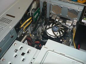 Thermaltake-Bach - 15
