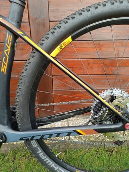 SCOTT SCALE 910 - osazeno komplet Shimano XT - hmotnost 10kg - 15