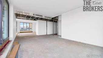 Prodej kanceláře 471 m2 - 15