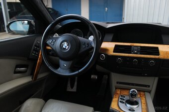 BMW E60 M5 5.0 V10 - 15
