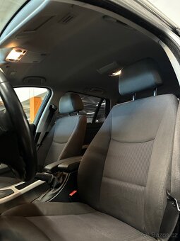 BMW 318D 2.0d E91 2011 CZ Automat Xenon Serviska - 15