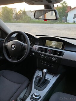 BMW Rad 3 e91 Touring 320D, = Automat, Navi, 120kW = - 15