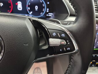 Škoda Superb 2,0 TDI STYLE - 15