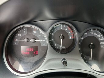 Seat Leon 1.6 75kw 2008 servisní kniha 149t/km - 15