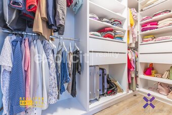 Prodej rodinného domu 4+kk 204 m2, pozemek 465 m2  - Blatnic - 15