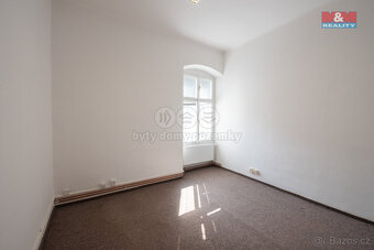 Pronájem kanceláří 95 m², Pardubice, ul. 17. listopadu - 15