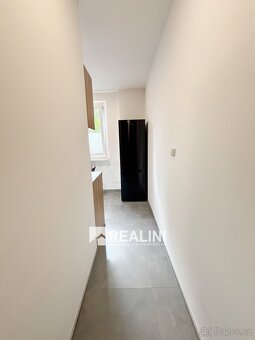 Pronájem bytu 2+1 s lodžií po rekonstrukci o velikosti 56 m2 - 15