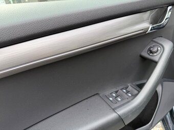ŠKODA OCTAVIA III FACE 1.5 TSI 110 KW DSG CANTON TAŽNÉ 2020 - 15