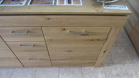 Obývací stěna Lyon z divokého masivního dubu Germany - 15