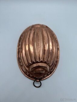 Sběratel nabízí staré měděné formy - 15