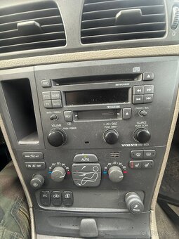 Volvo V70 2,5 Kombi STK 08/2027 - 15