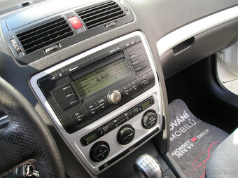 ŠKODA OCTAVIA II COMBI RS 2.0 TDi 125KW RV-12/2008 - 15