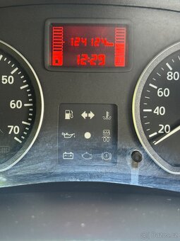 DACIA SANDERO 1,4 MPI - 15