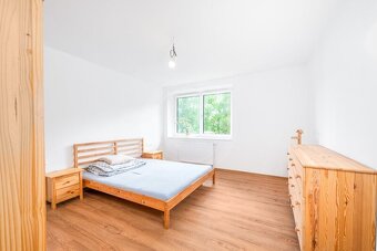 PRODEJ RODINNÉHO DOMU SE ZAHRADOU, DOLNÍ TŘEBONÍN - 15