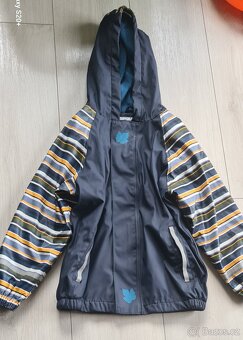Trika, mikiny, tepláky, bunda 110/116 - 15