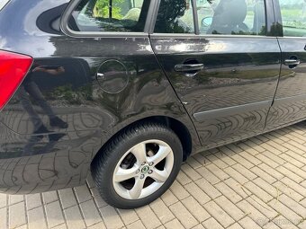 Škoda Fabia II 1.2 TSI / 63kW / 2011 /  DIGI KLIMA / SENZORY - 15