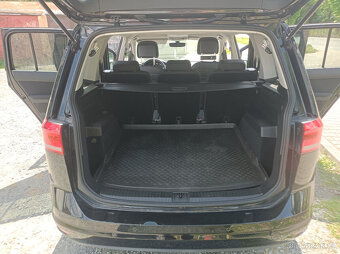 Volkswagen Touran, 1.6 TDI -128 km,7 míst - 15
