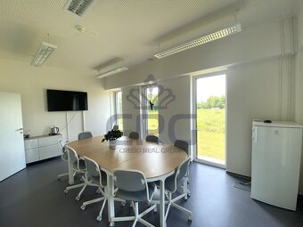 PRONÁJEM NOVĚ VYBUDOVANÉ KANCELÁŘE O CP 21,70 M2 V BRNĚ - 15