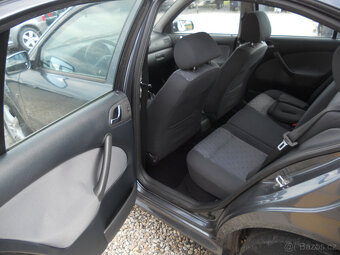 Škoda Octavia 1.9 TDi 74Kw TOUR - 15