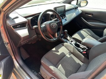 Toyota Corolla Touring Sports 1.8 Hybrid Comfort, tažné zař. - 15